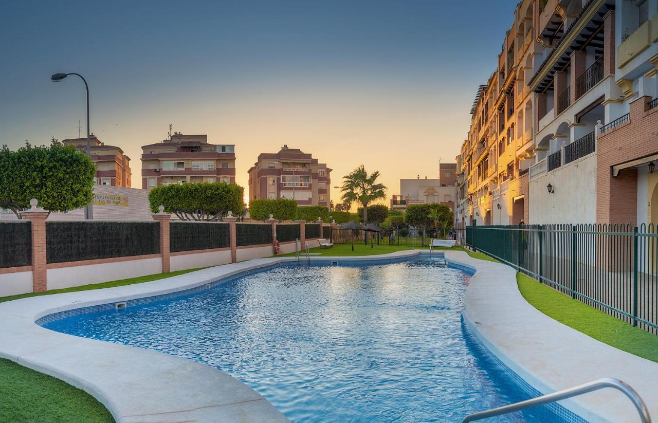 Apartamento 2 Dormitorios En La Mejor Zona De Roquetas โรเกตัสเดมาร์ ภายนอก รูปภาพ